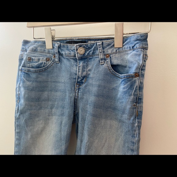 SALE!!! REDUCED!! (Oct 2023) Aeropostale Gorgeous Jean Jeggings Great condition! - Picture 3 of 7